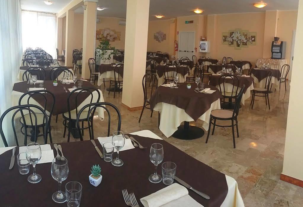 Astor Hotel 3*