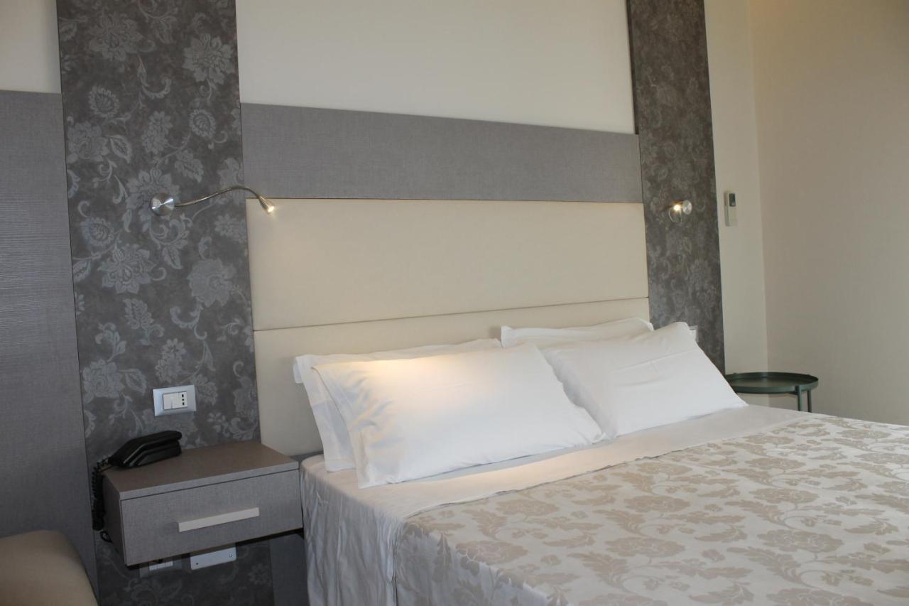 Hotel Astor 3*